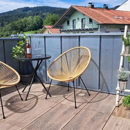 شقة Modernes Loft Mit Dachterrasse Und Parkplatz بِرنريد